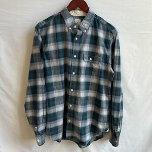 Gap long sleeve plaid shirt